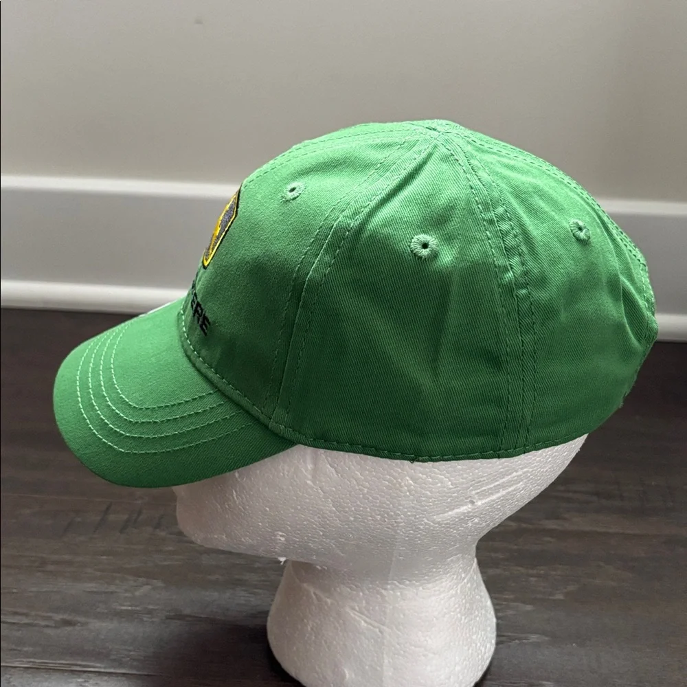 John Deere Elastic back embroidered logo,6 vent panel,baseball/trucker cap